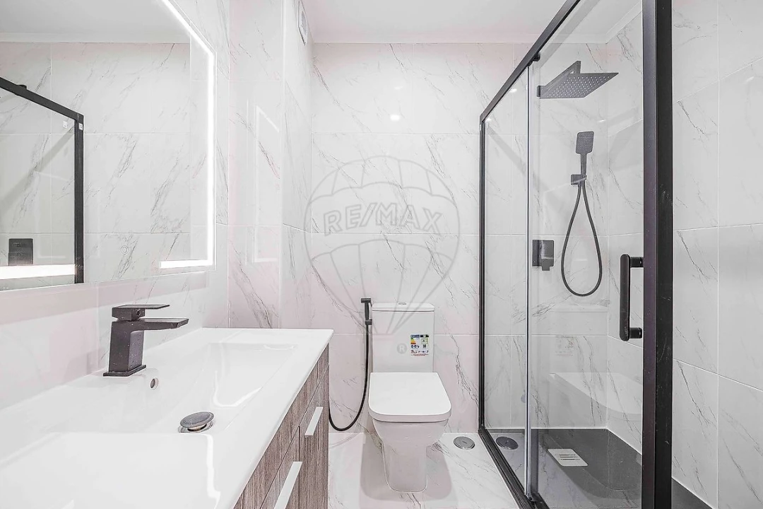 Apartamento T3 para Venda em Póvoa de Santo Adrião e Olival Basto Foto 43