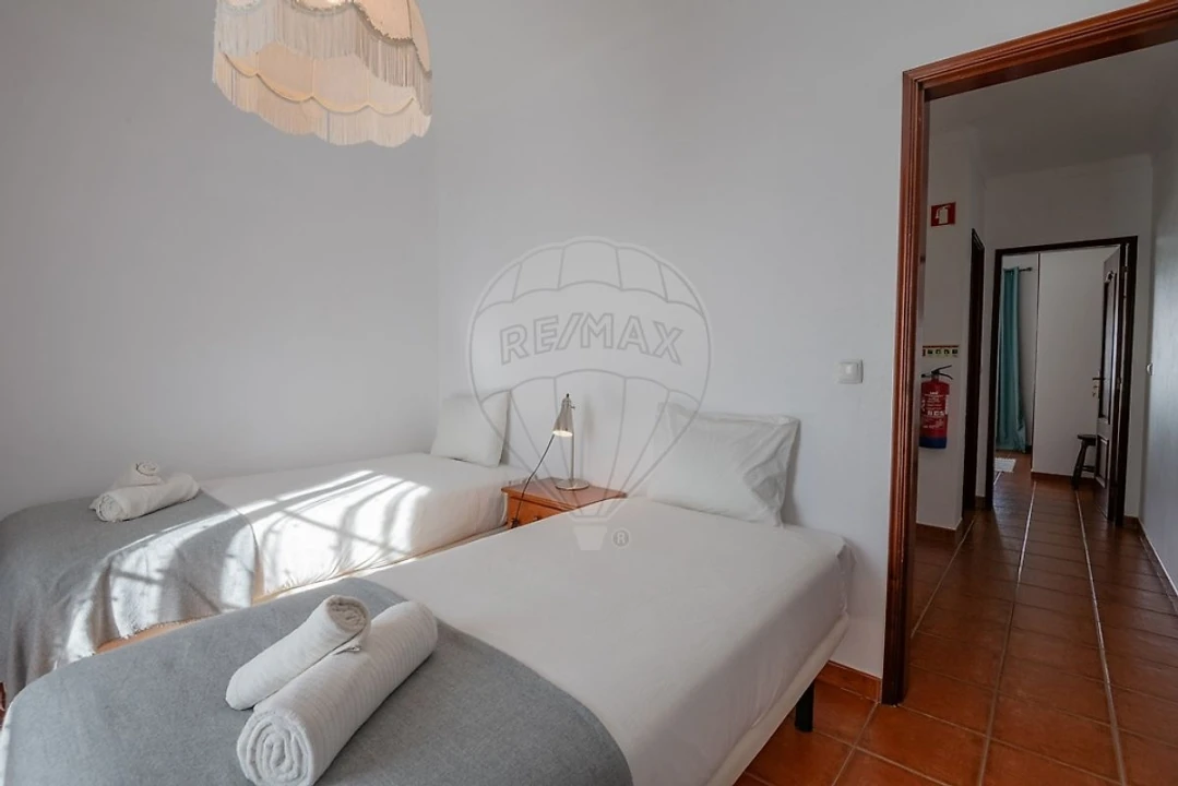 Moradia T2 para Arrendamento em Longueira/Almograve Foto 18