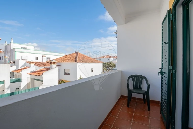 Moradia T2 para Arrendamento em Longueira/Almograve Foto 16