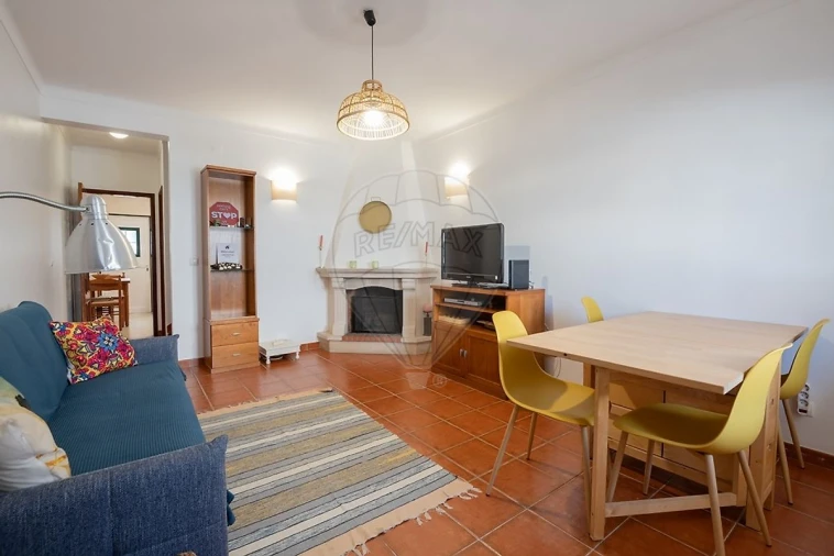 Moradia T2 para Arrendamento em Longueira/Almograve Foto 4