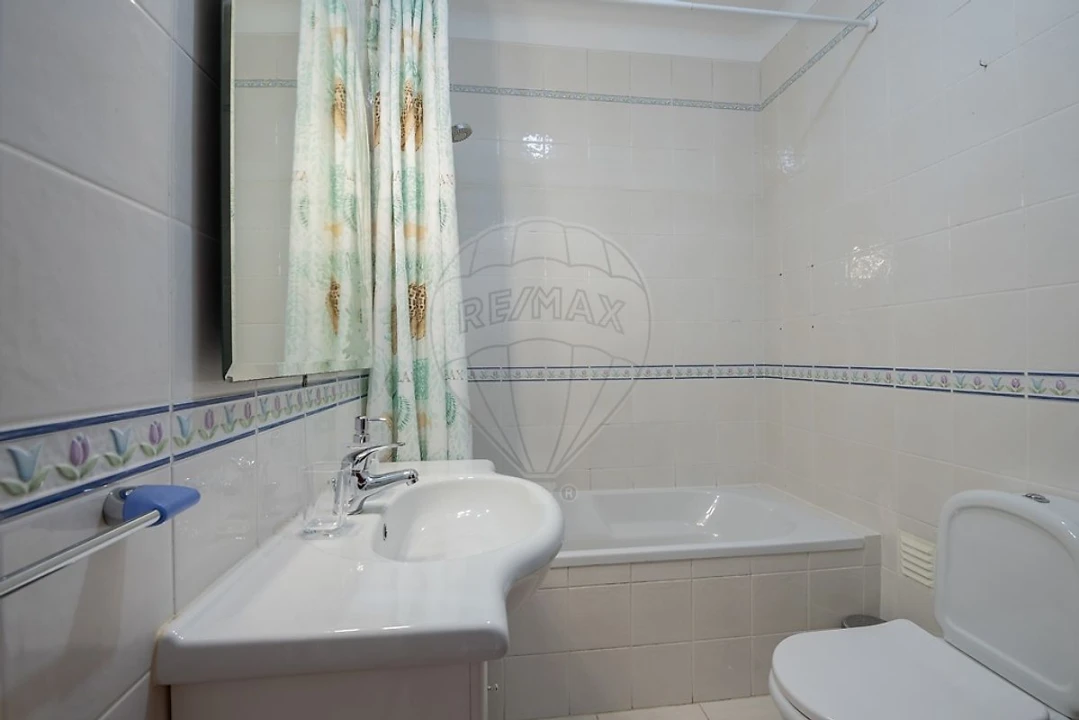 Moradia T2 para Arrendamento em Longueira/Almograve Foto 12