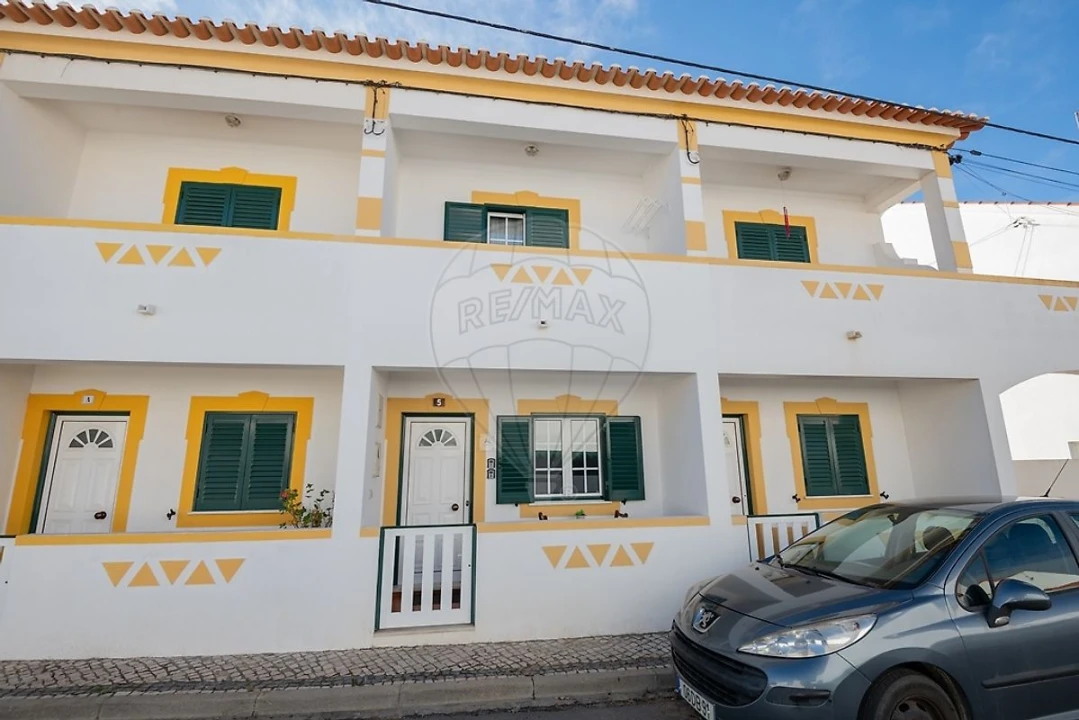 Moradia T2 para Arrendamento em Longueira/Almograve Foto 1