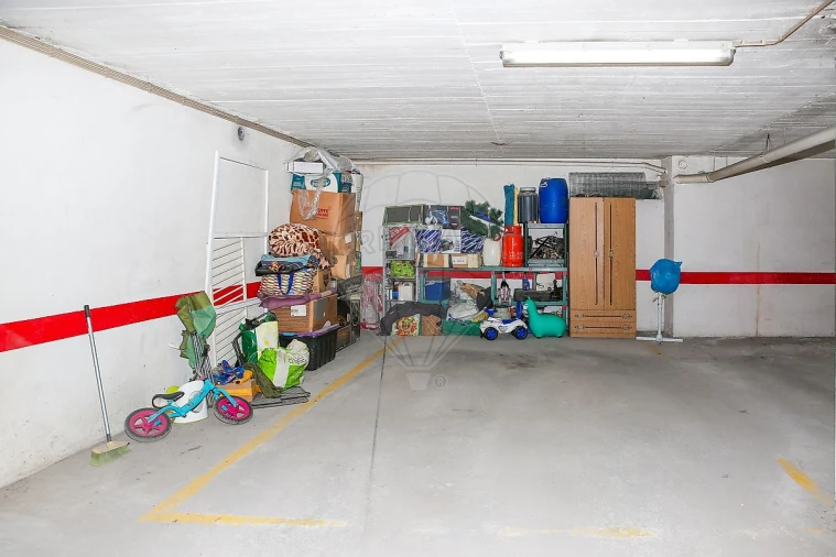 Apartamento T2 para Venda em Azambuja Foto 26