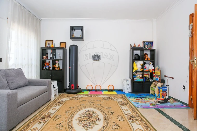 Apartamento T2 para Venda em Azambuja Foto 6