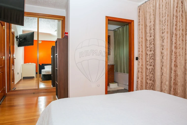 Apartamento T2 para Venda em Azambuja Foto 13