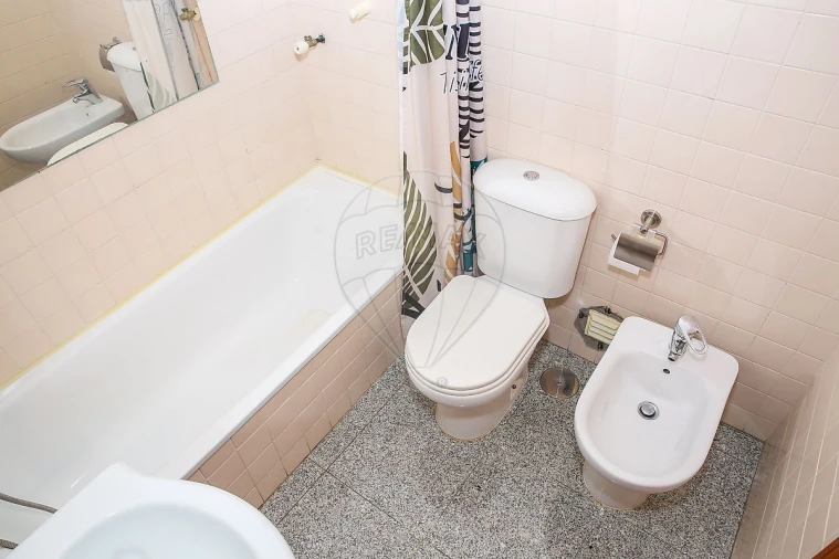 Apartamento T2 para Venda em Azambuja Foto 20