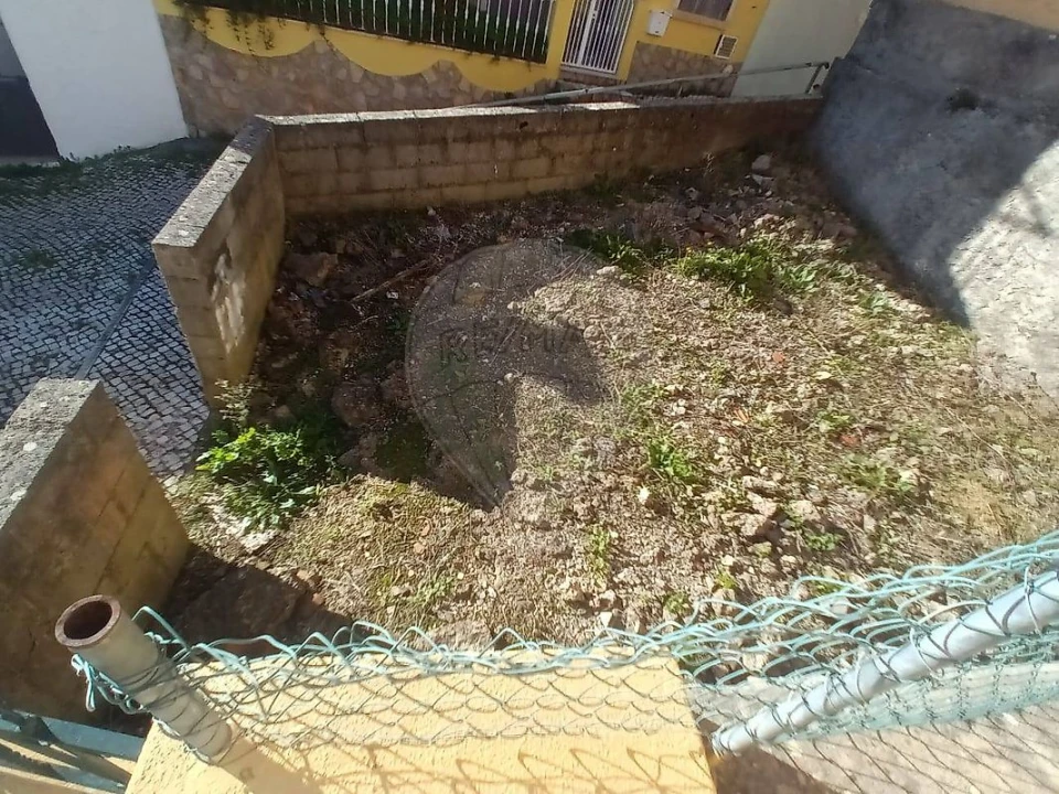 Terreno para Venda em Arranho Foto 4