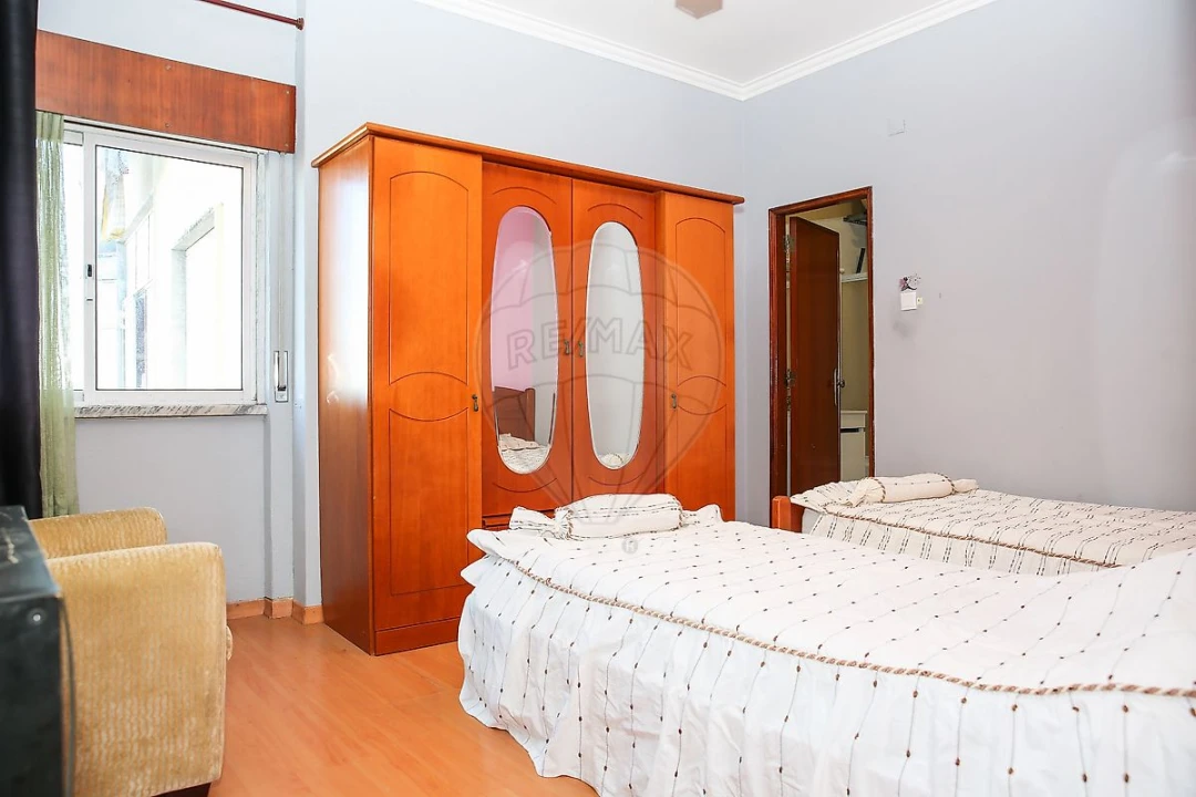 Apartamento T3 para Venda em Águas Livres Foto 11