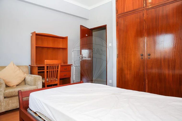 Apartamento T3 para Venda em Águas Livres Foto 26