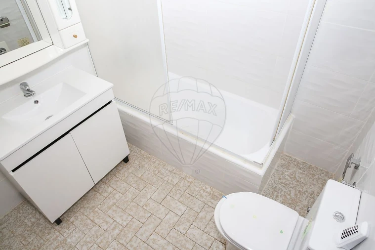 Apartamento T3 para Venda em Águas Livres Foto 15