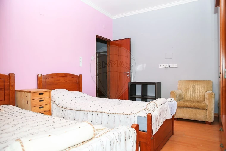 Apartamento T3 para Venda em Águas Livres Foto 14