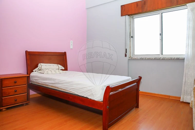 Apartamento T3 para Venda em Águas Livres Foto 24