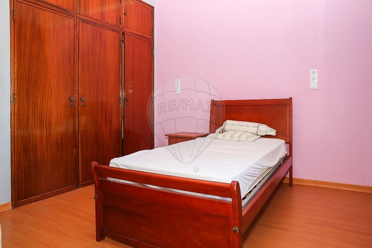 Apartamento T3 para Venda em Águas Livres Foto 25