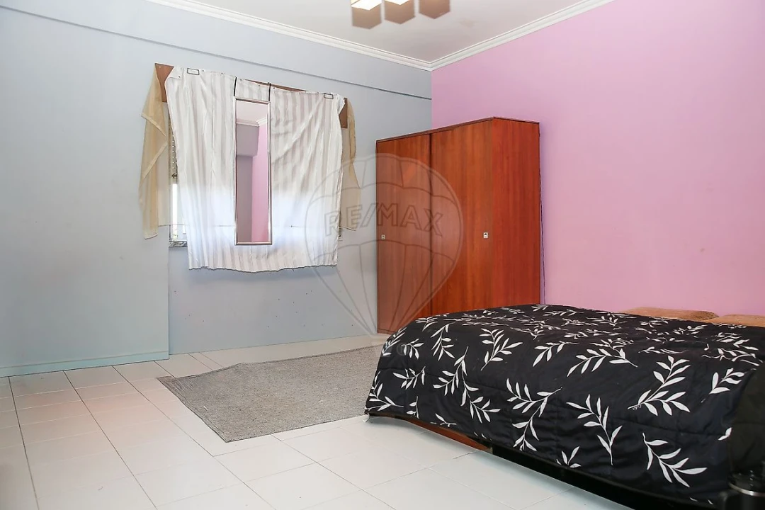 Apartamento T3 para Venda em Águas Livres Foto 8