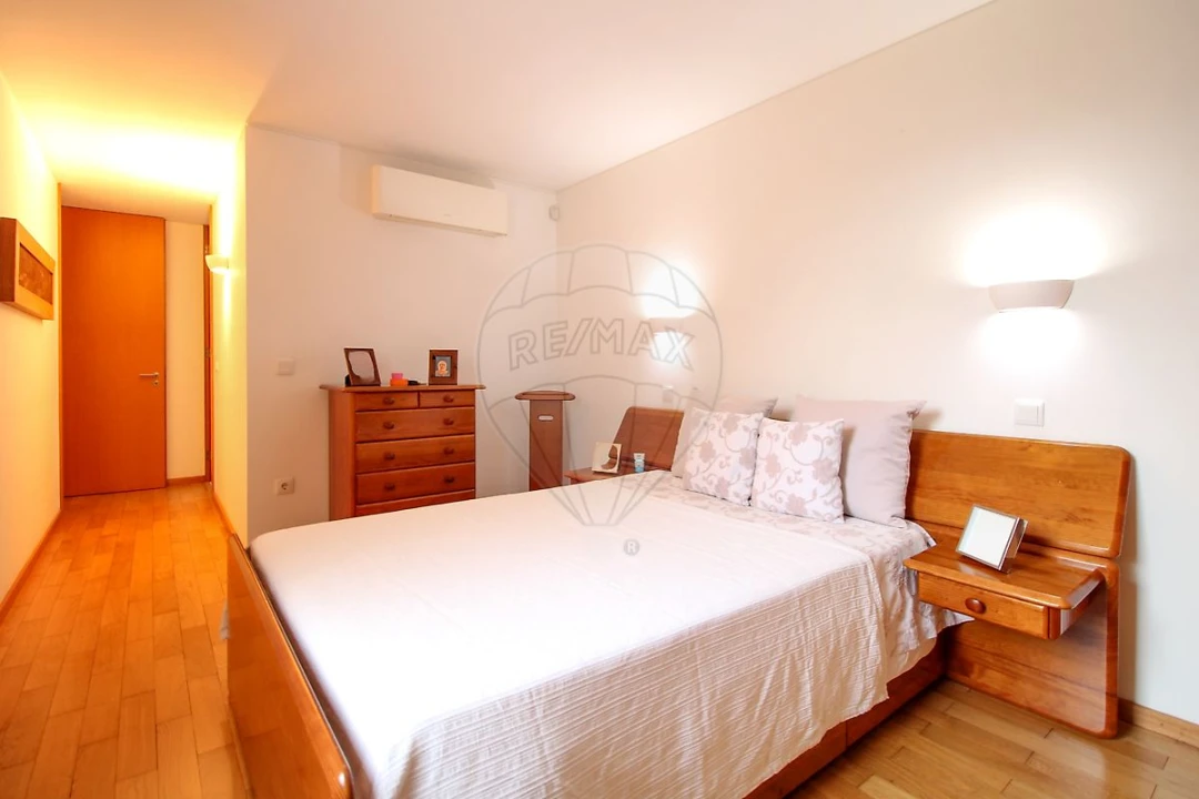 Moradia T3 para Venda em Salreu Foto 37