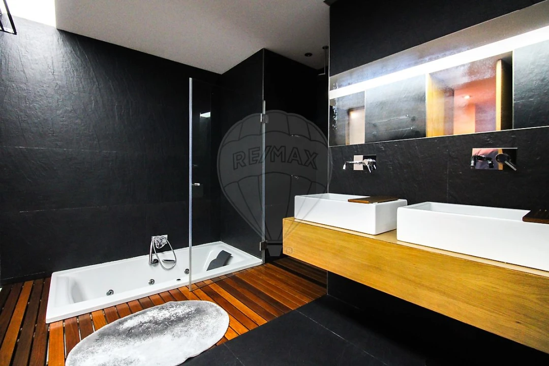 Moradia T3 para Venda em Salreu Foto 35