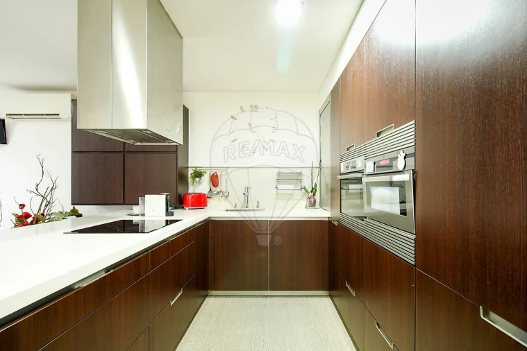 Moradia T3 para Venda em Salreu Foto 4