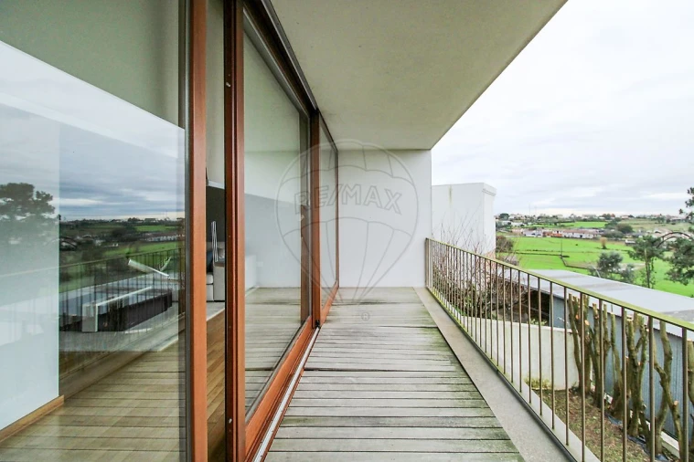 Moradia T3 para Venda em Salreu Foto 15