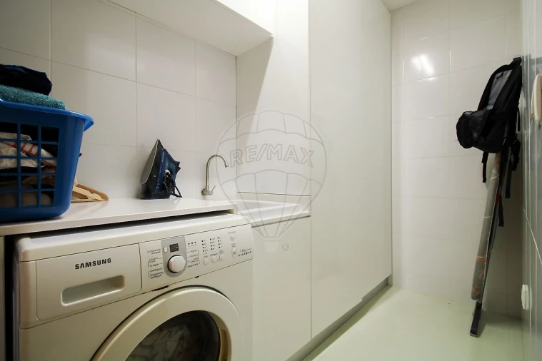 Moradia T3 para Venda em Salreu Foto 46