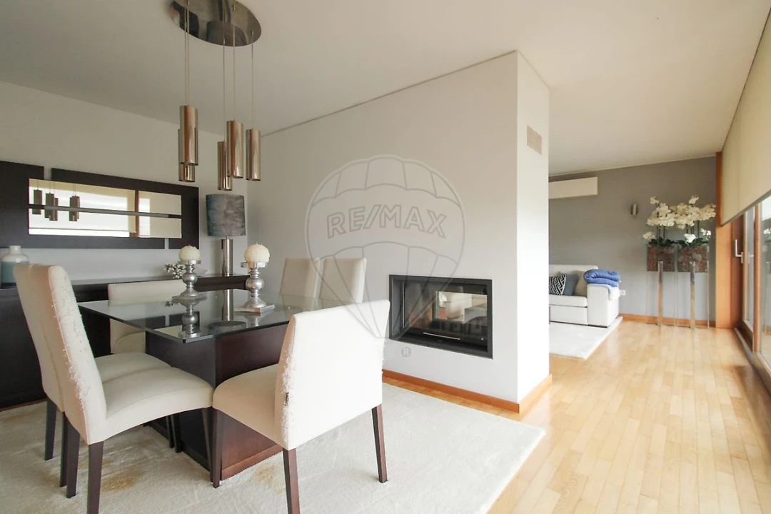 Moradia T3 para Venda em Salreu Foto 8