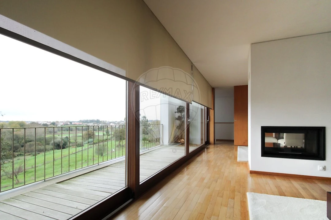 Moradia T3 para Venda em Salreu Foto 12