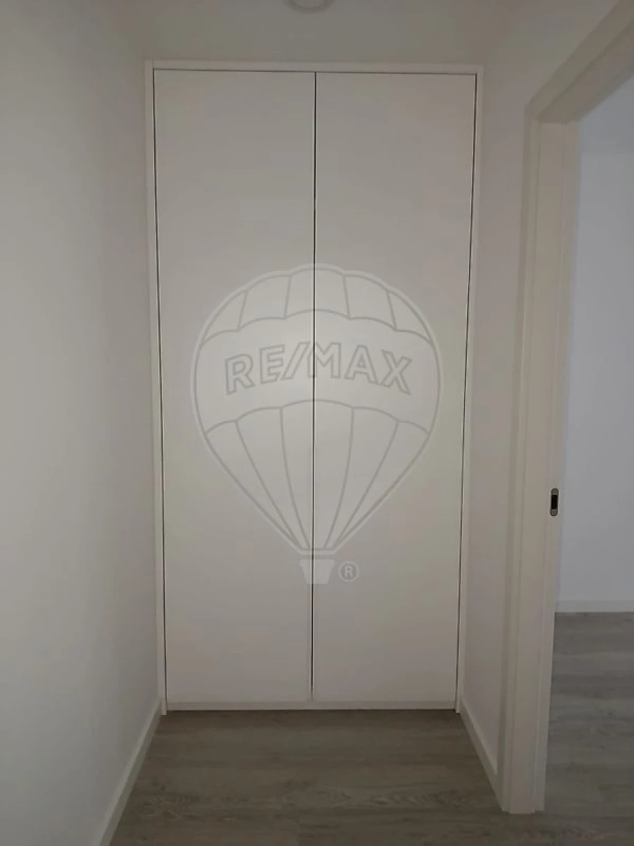 Apartamento T2 para Arrendamento em Aradas Foto 21