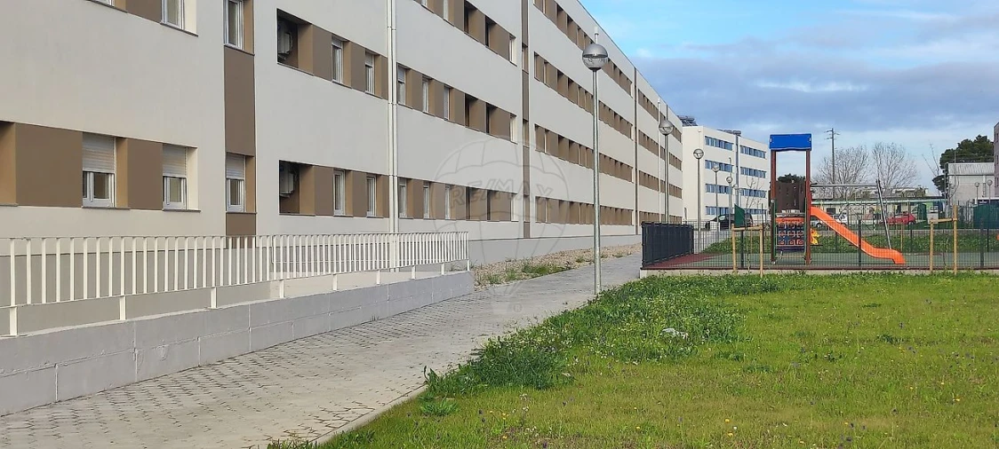 Apartamento T2 para Arrendamento em Aradas Foto 18