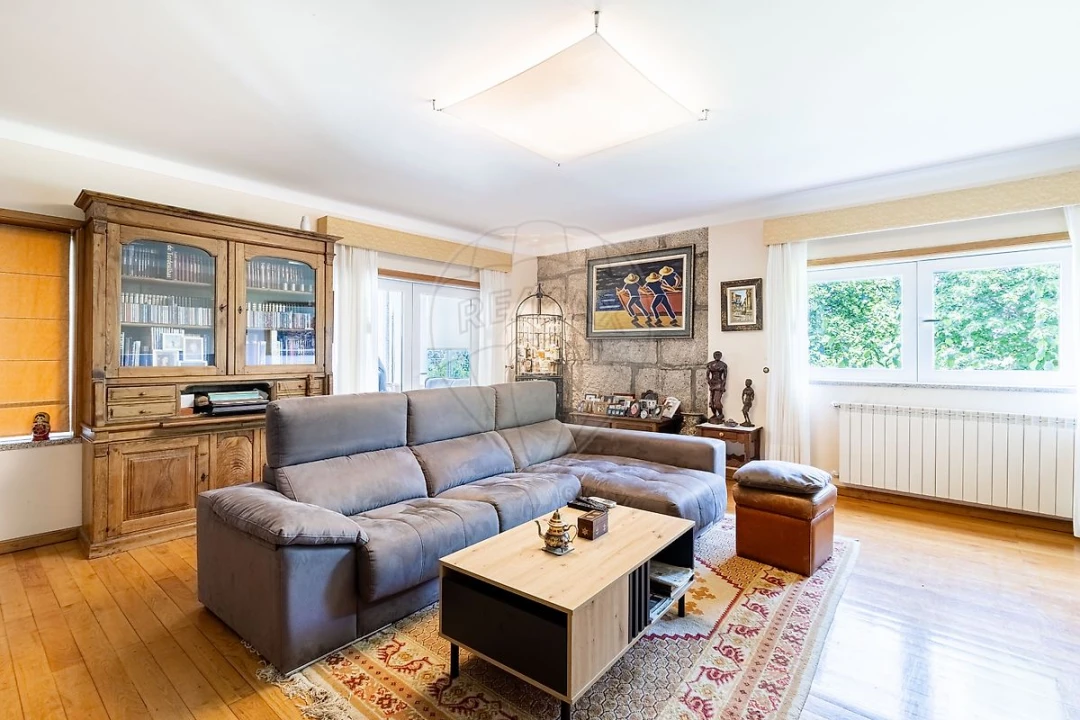 Moradia T4 para Venda em Mouçós e Lamares Foto 24