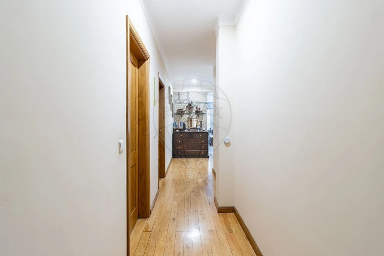 Moradia T4 para Venda em Mouçós e Lamares Foto 14