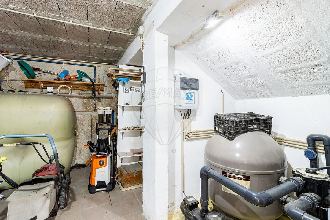 Moradia T4 para Venda em Mouçós e Lamares Foto 12