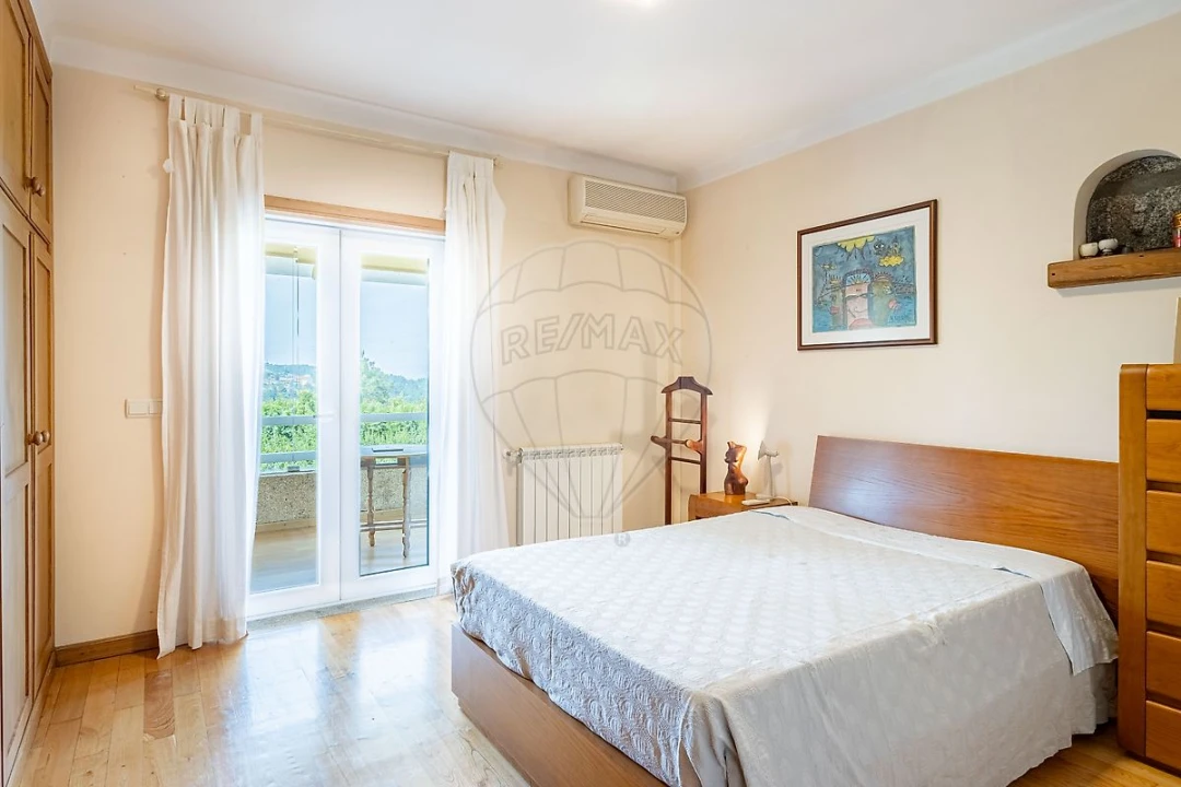 Moradia T4 para Venda em Mouçós e Lamares Foto 20