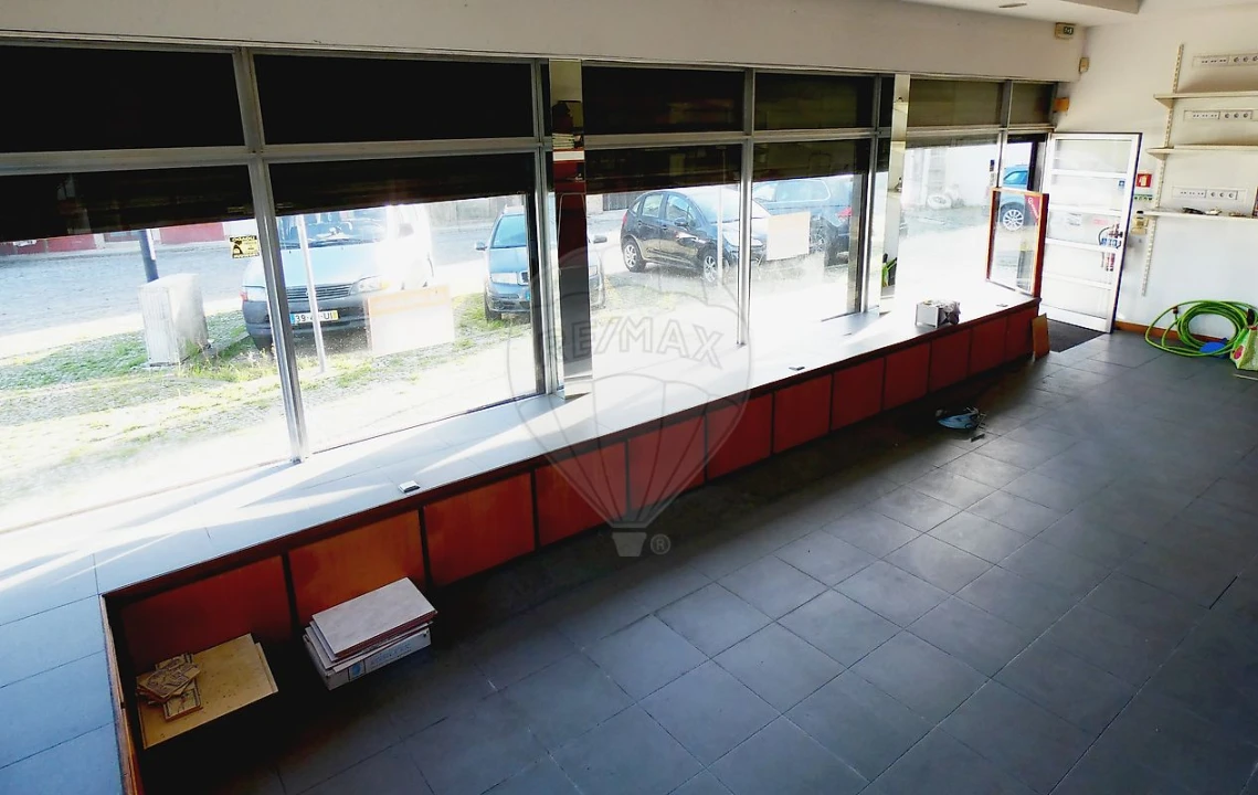 Loja para Venda em Perafita, Lavra e Santa Cruz do Bispo Foto 11