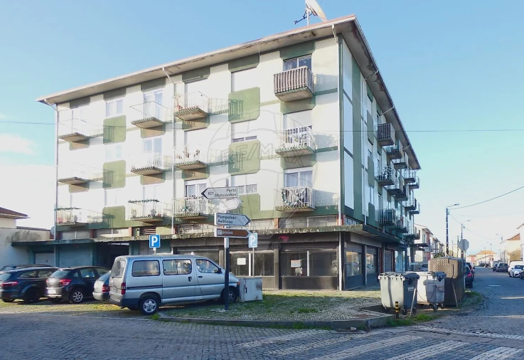 Loja para Venda em Perafita, Lavra e Santa Cruz do Bispo