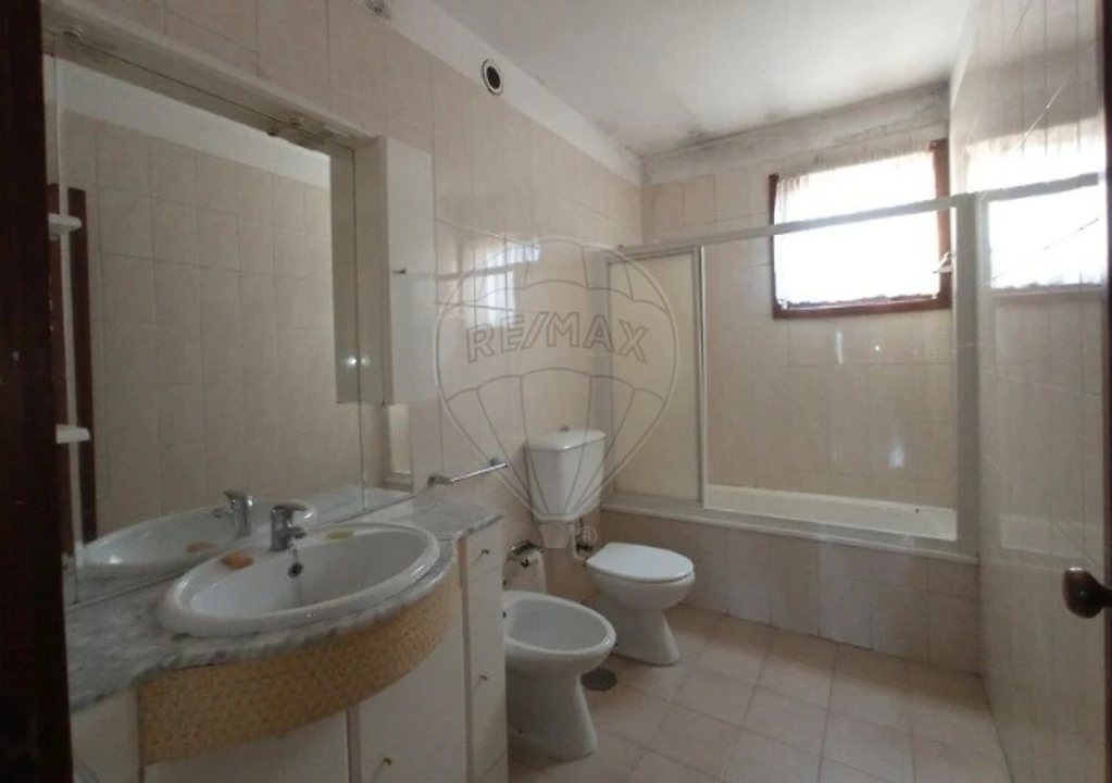Apartamento T3 para Venda em Fânzeres e São Pedro da Cova Foto 20