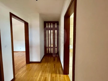 Apartamento T3 para Venda em Fânzeres e São Pedro da Cova