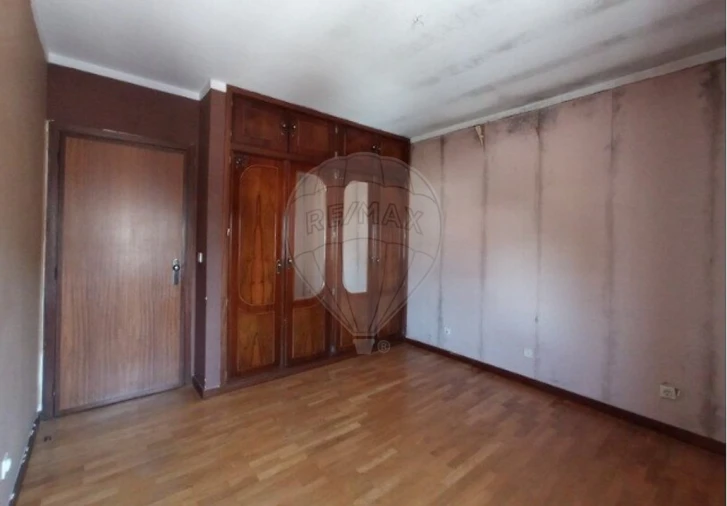 Apartamento T3 para Venda em Fânzeres e São Pedro da Cova Foto 15