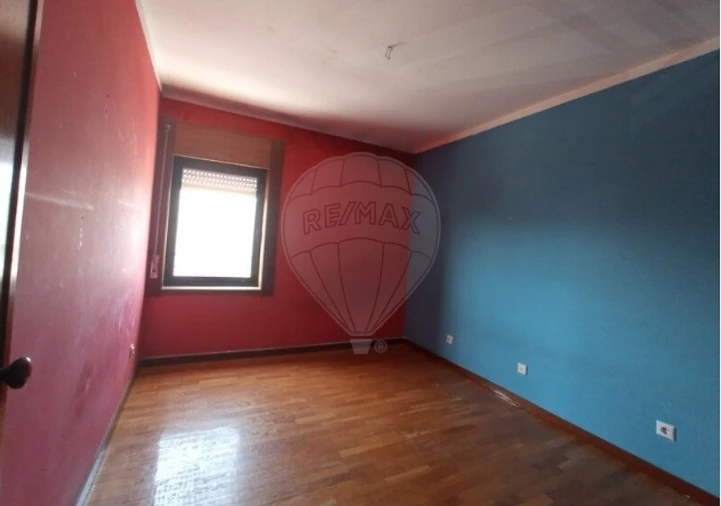 Apartamento T3 para Venda em Fânzeres e São Pedro da Cova Foto 13