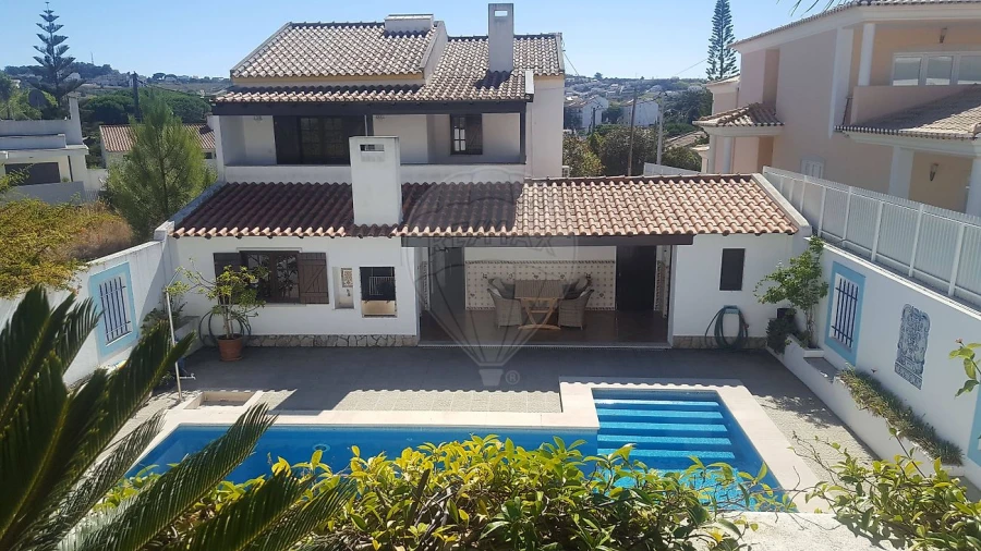 Moradia T3 para Venda em Sesimbra (Castelo)