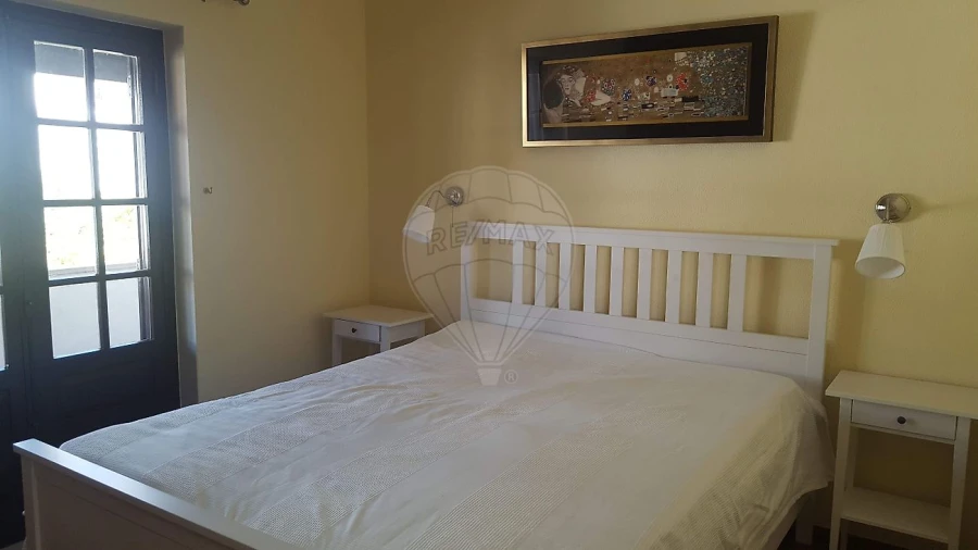 Moradia T3 para Venda em Sesimbra (Castelo) Foto 2