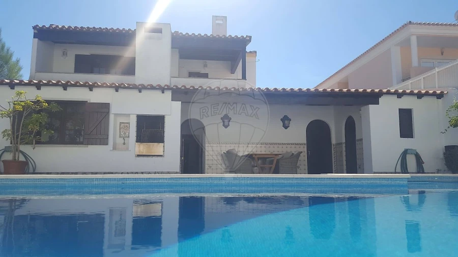 Moradia T3 para Venda em Sesimbra (Castelo) Foto 13