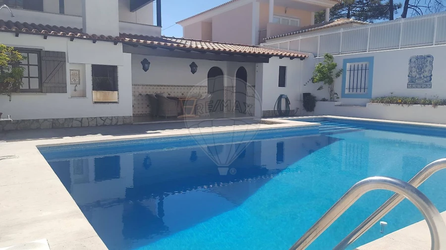 Moradia T3 para Venda em Sesimbra (Castelo) Foto 12