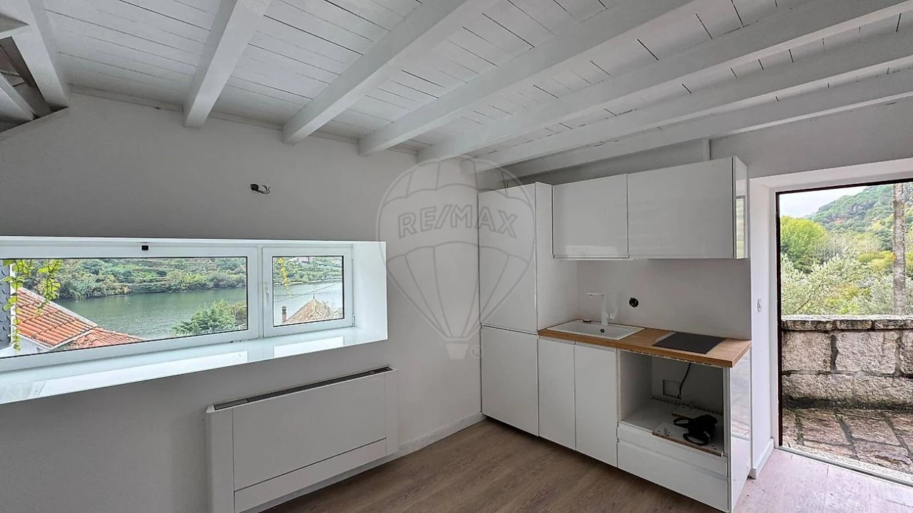 Quinta T0 para Venda em Barqueiros Foto 11