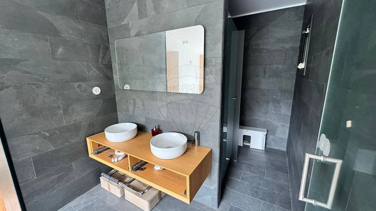 Quinta T0 para Venda em Barqueiros Foto 18