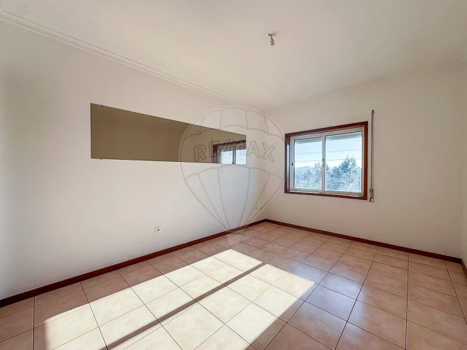 Apartamento T2 para Venda em Rio Meão Foto 3