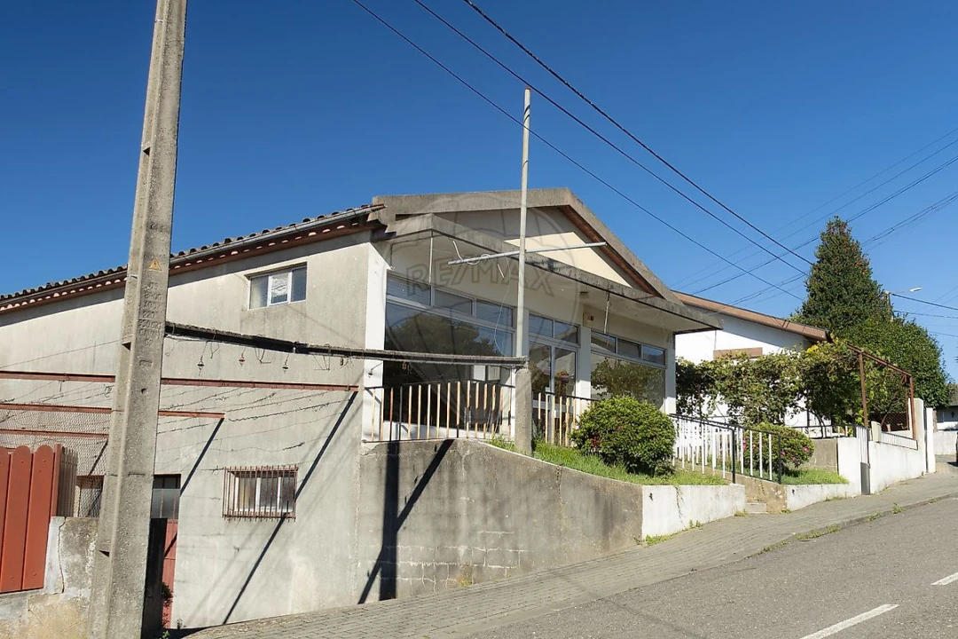 Loja para Venda em Escapães Foto 4