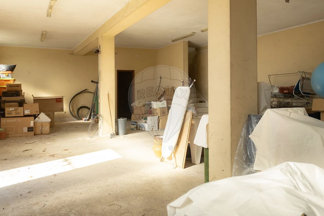 Loja para Venda em Escapães Foto 18