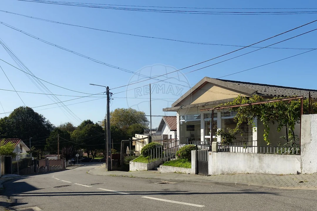 Loja para Venda em Escapães Foto 2