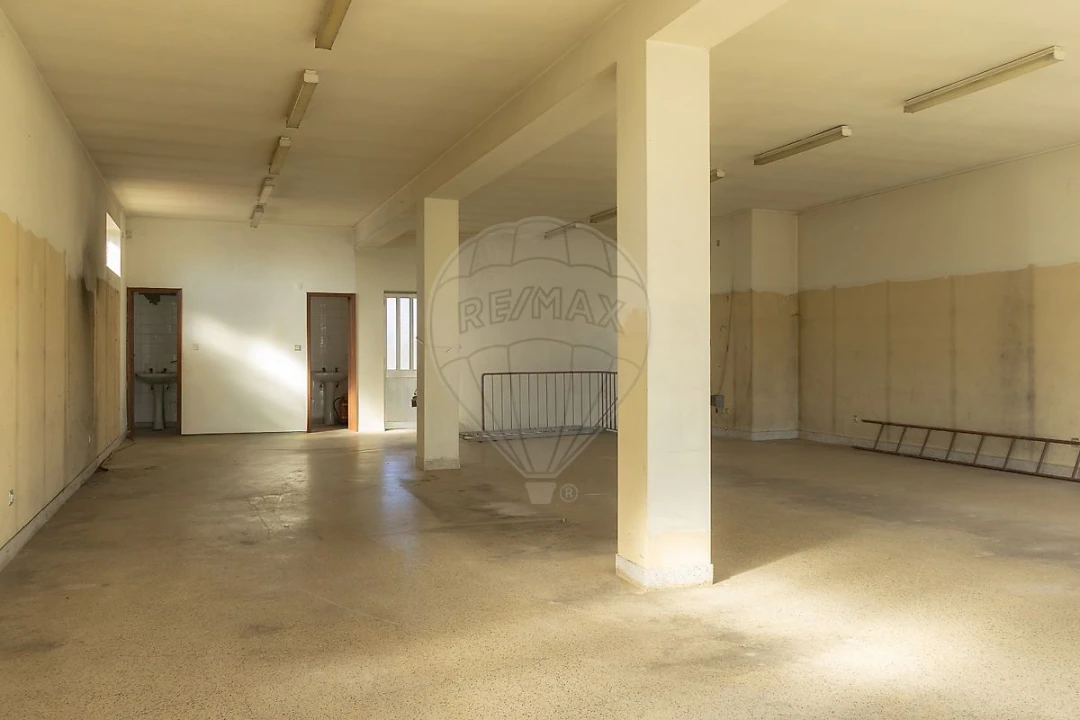 Loja para Venda em Escapães Foto 9