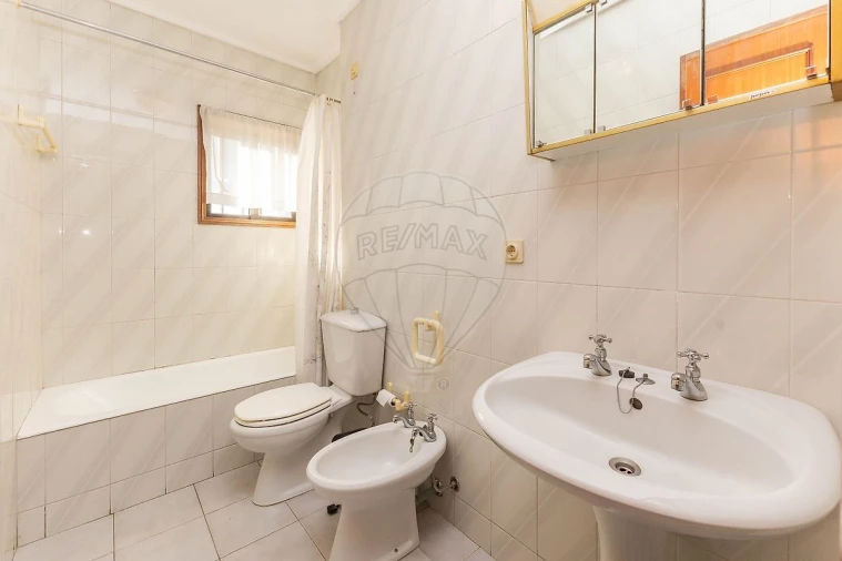 Apartamento T3 para Venda em Espinho Foto 16