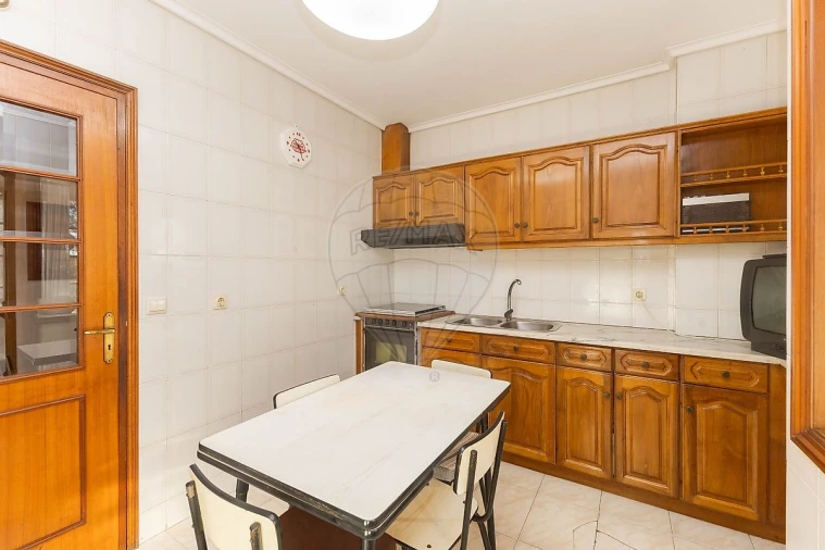 Apartamento T3 para Venda em Espinho Foto 14